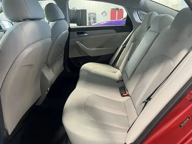 Used 2019 Hyundai Sonata SE FWD image 15