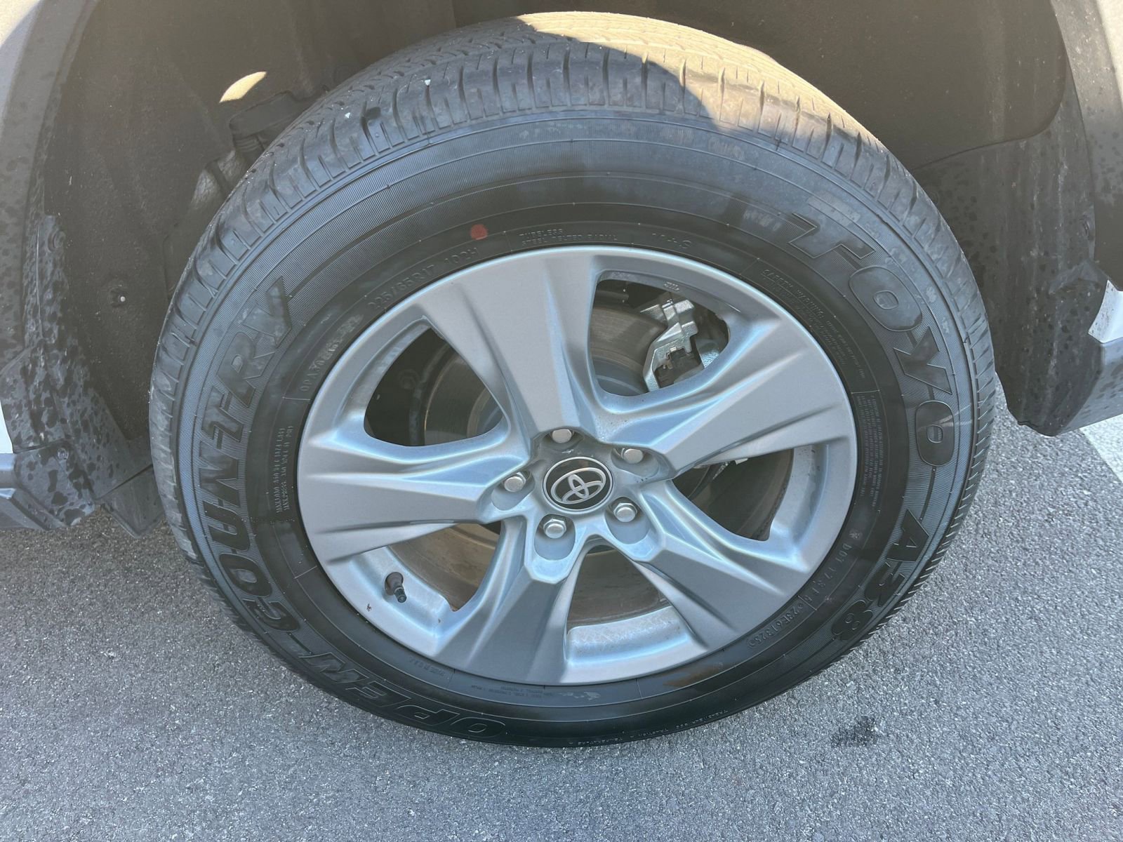 Used 2025 Toyota RAV4 LE image 29