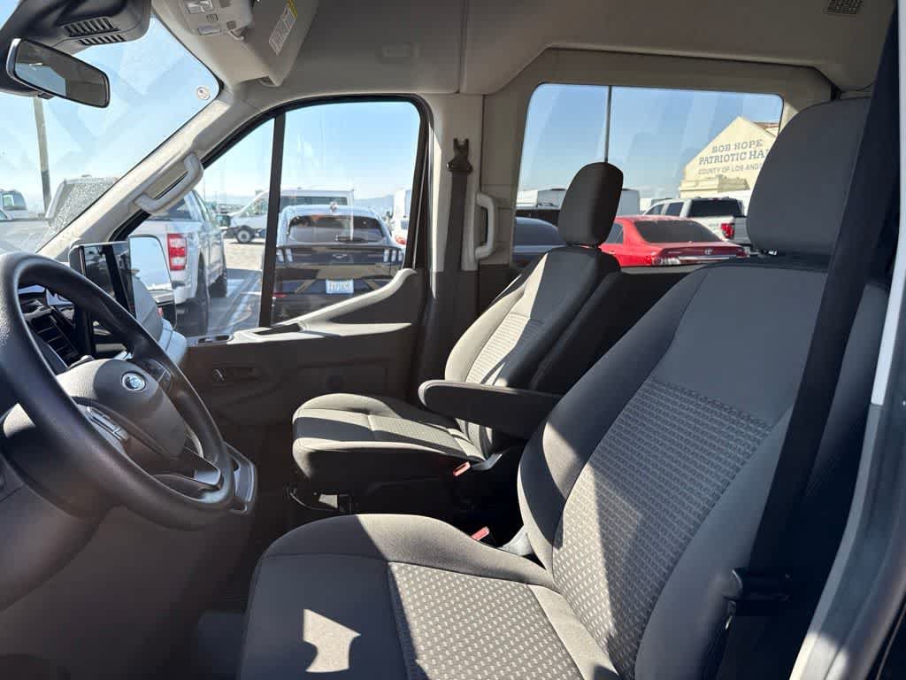 Used 2025 Ford Transit 350 XLT RWD image 12
