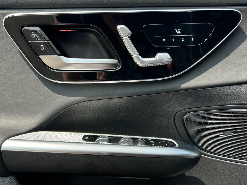 New 2026 Mercedes-Benz GLC 43 AMG 4MATIC image 11