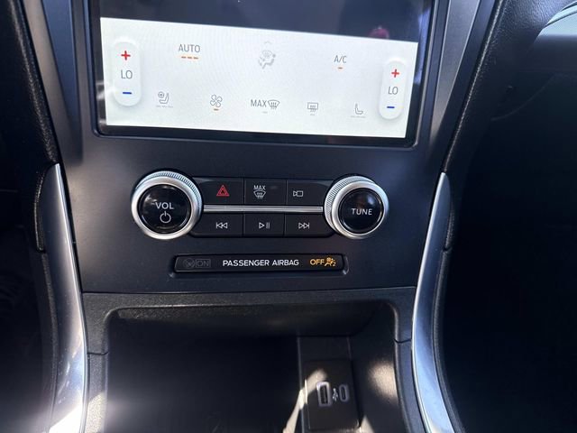 Used 2023 Ford Edge Titanium image 28