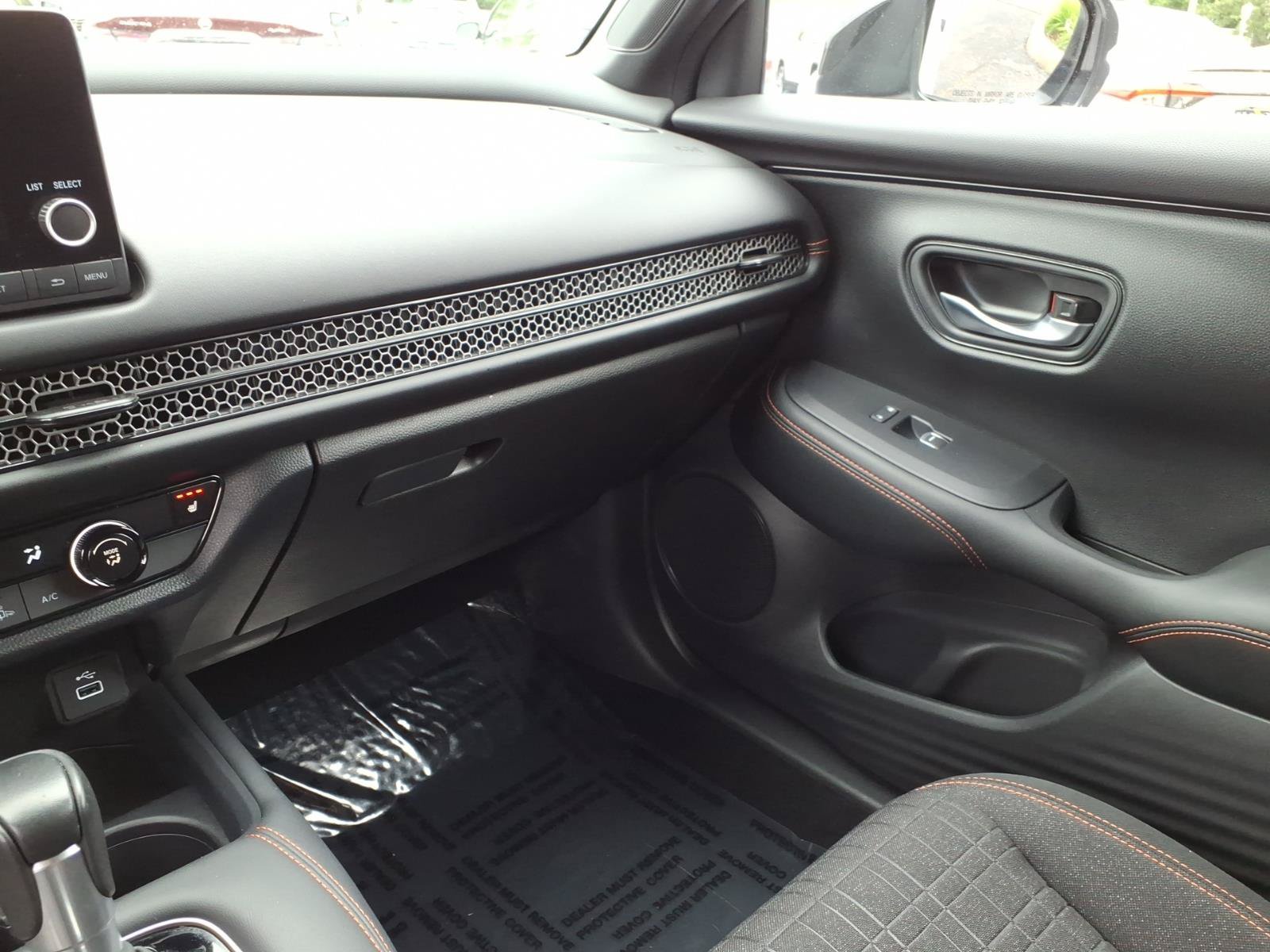 Certified 2024 Honda HR-V Sport image 24