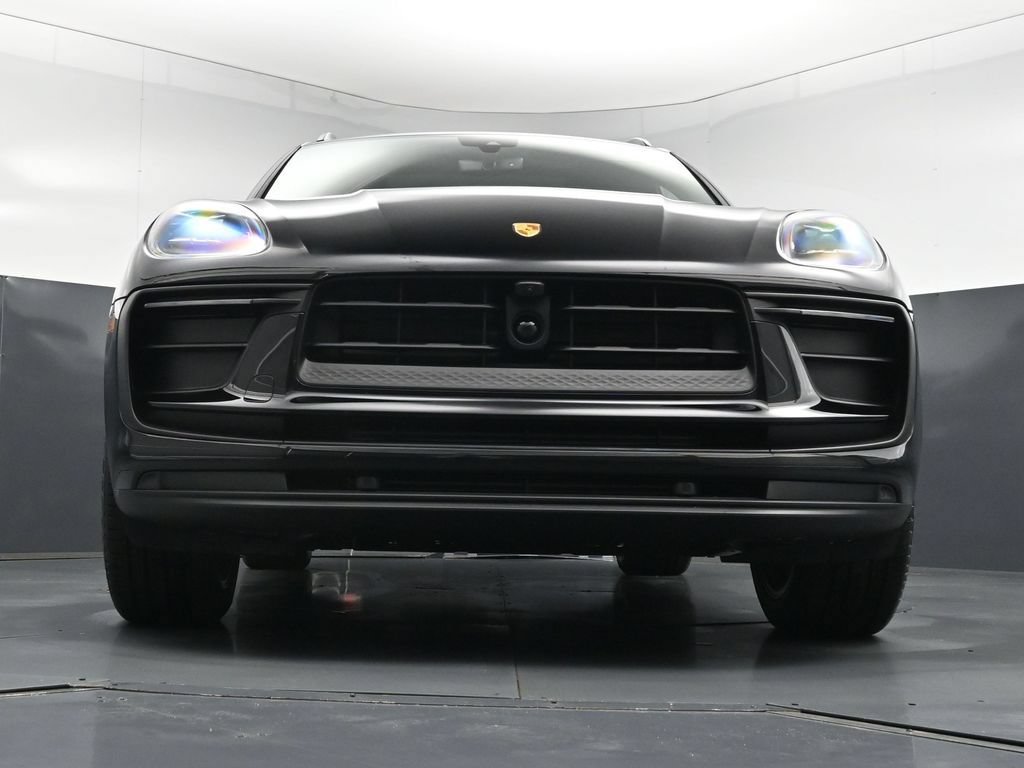 New 2026 Porsche Macan AWD/4WD image 29