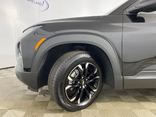 Certified 2023 Chevrolet TrailBlazer LT w/ Convenience Package FWD image 30