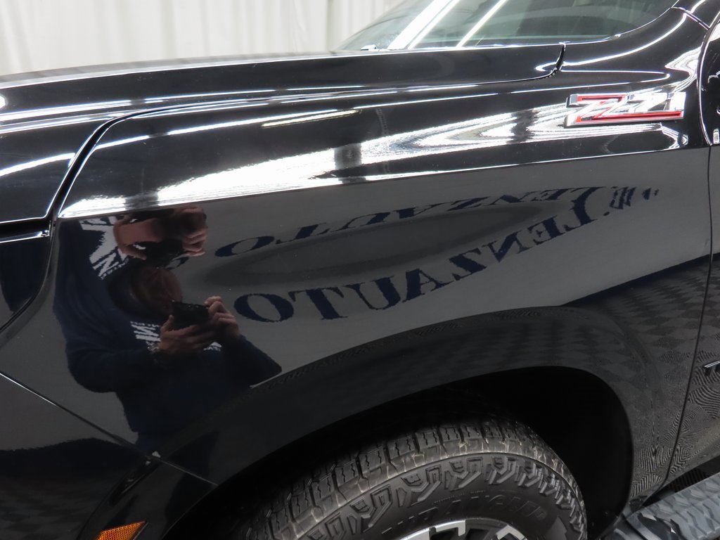 Used 2025 Chevrolet Tahoe Z71 image 50