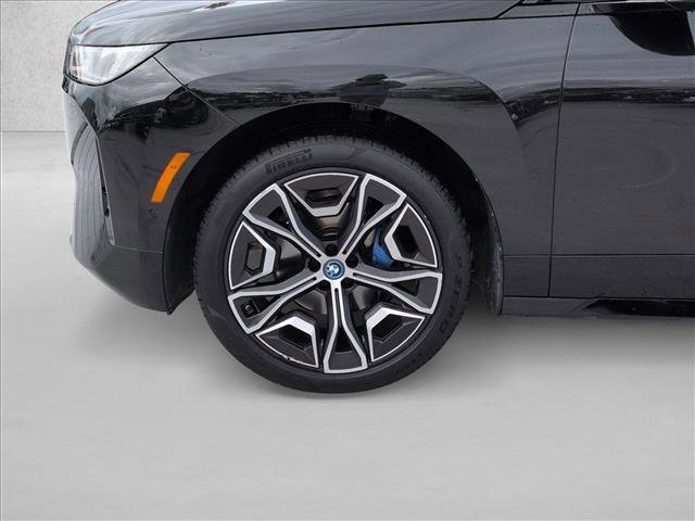 Used 2024 BMW iX xDrive50 w/ Premium Package AWD/4WD image 26