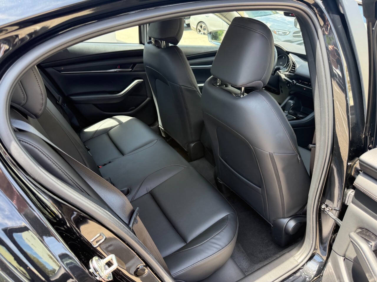Used 2025 MAZDA MAZDA3 s FWD image 29