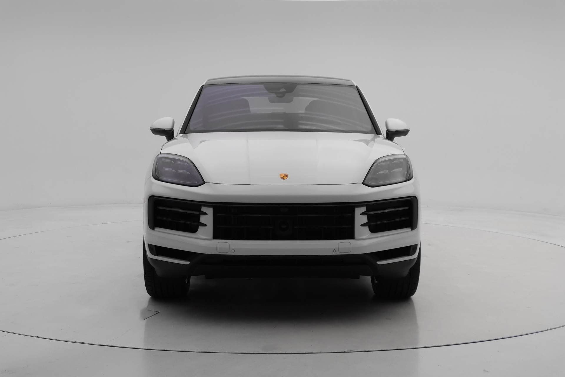 Used 2024 Porsche Cayenne Coupe image 7