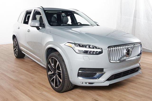 Certified 2025 Volvo XC90 B5 Plus w/ Protection Package Premier AWD/4WD image 3
