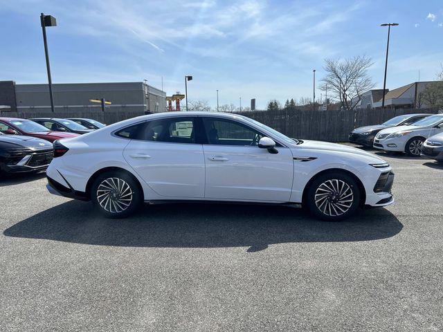 New 2026 Hyundai Sonata SEL image 2