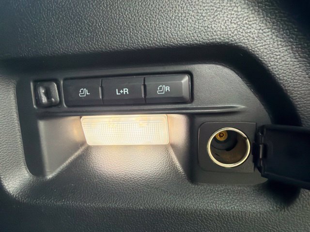 Used 2020 Ford Explorer ST w/ Premium Technology Package AWD/4WD image 12