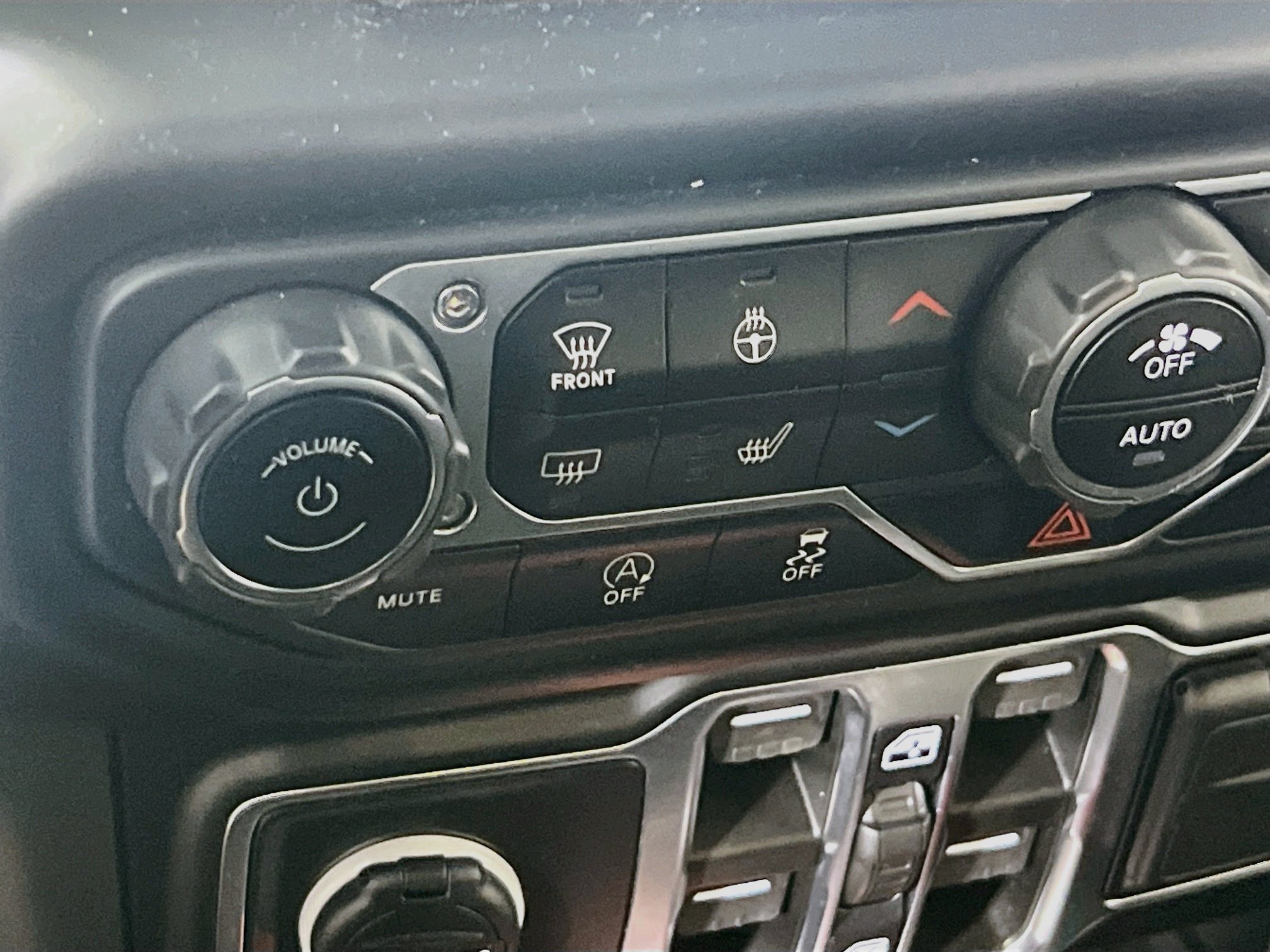Used 2023 Jeep Wrangler Unlimited Sport AWD/4WD image 20