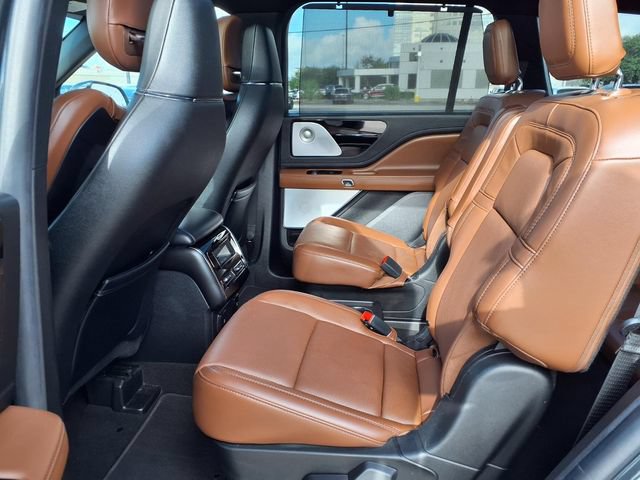 Certified 2022 Lincoln Aviator Reserve w/ Equipment Group 201A RWD image 5