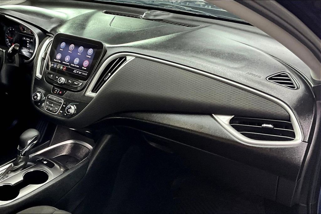 Used 2022 Chevrolet Malibu LT FWD image 25