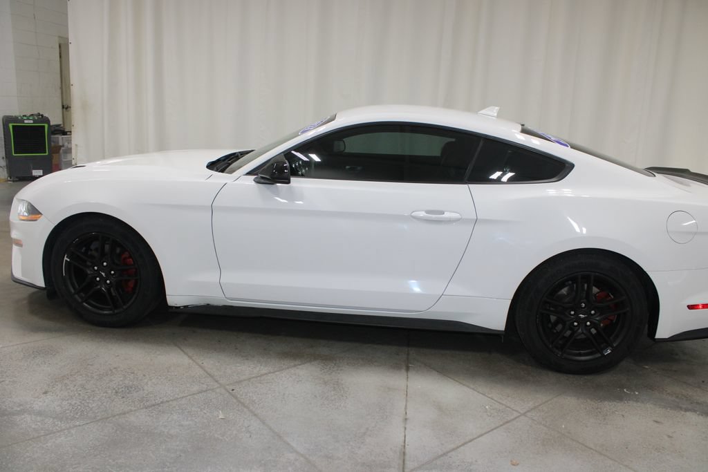Used 2021 Ford Mustang Premium RWD image 6