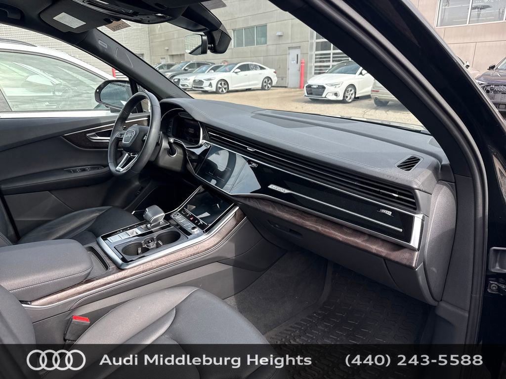 Certified 2023 Audi Q7 3.0T Prestige image 14