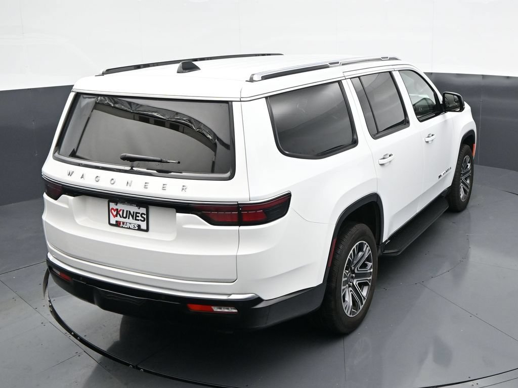 Used 2025 Jeep Wagoneer Series II w/ 8-Passenger Seating Package AWD/4WD image 40