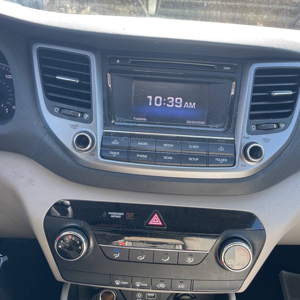 Used 2017 Hyundai Tucson SE FWD image 21