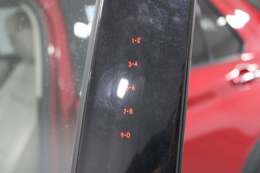 Used 2021 Ford Explorer Limited w/ Equipment Group 301A image 19