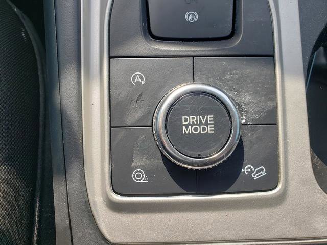 Used 2021 Ford Explorer XLT image 19