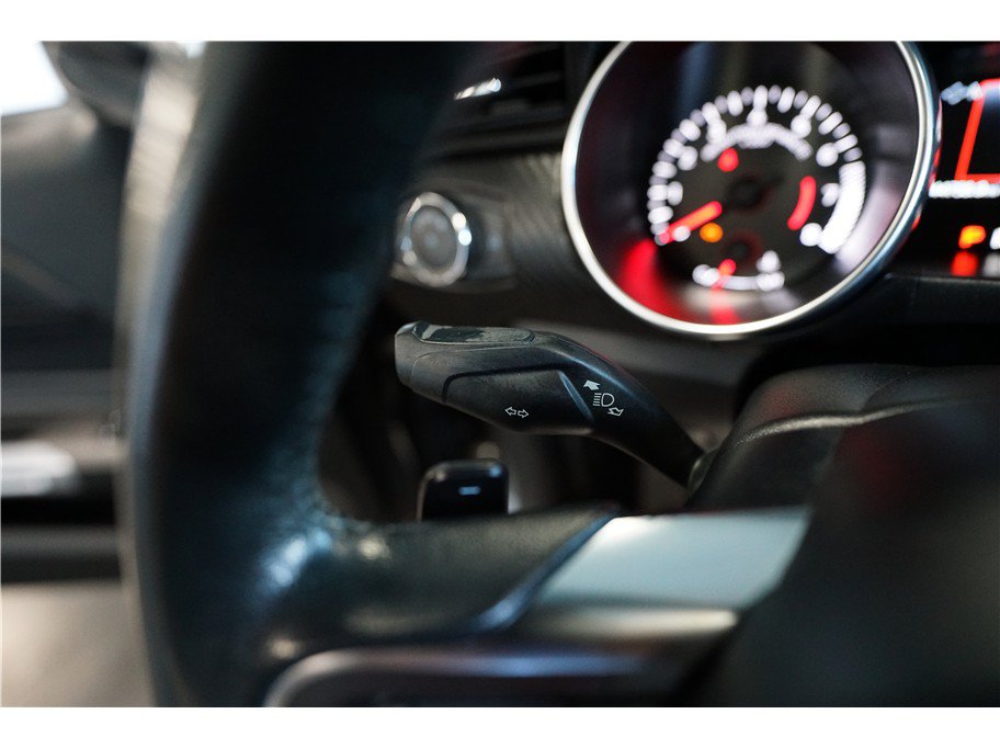 Used 2020 Ford Mustang Coupe RWD image 20