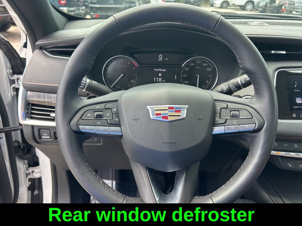 Used 2022 Cadillac XT4 Premium Luxury w/ Enhanced Visibility Package FWD image 18