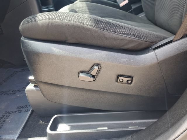 Used 2020 Dodge Grand Caravan SE FWD image 13
