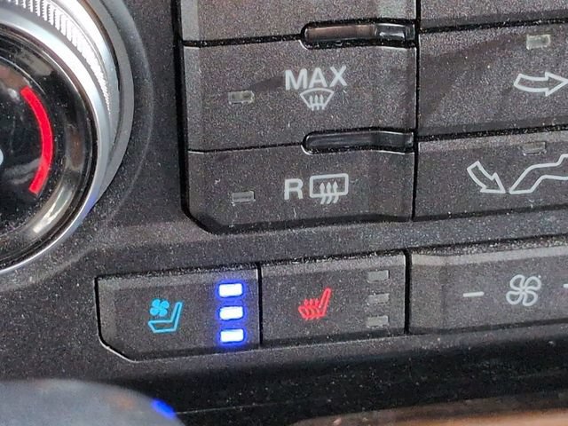 Certified 2019 Ford F150 Lariat w/ Equipment Group 502A Luxury AWD/4WD image 22