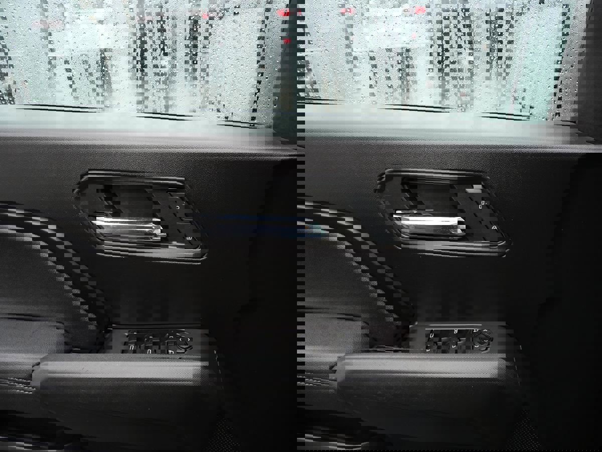 Used 2023 Chevrolet Colorado LT w/ LT Convenience Package image 13