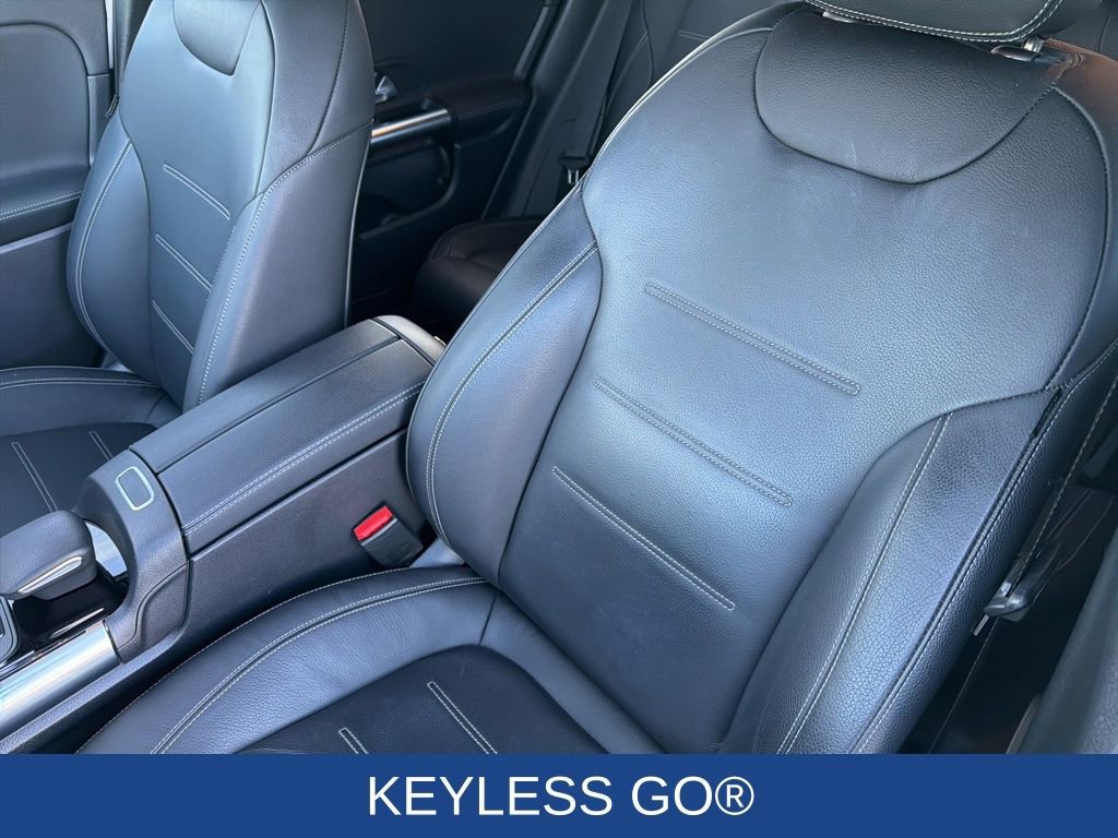 Used 2023 Mercedes-Benz GLA 250 4MATIC image 13