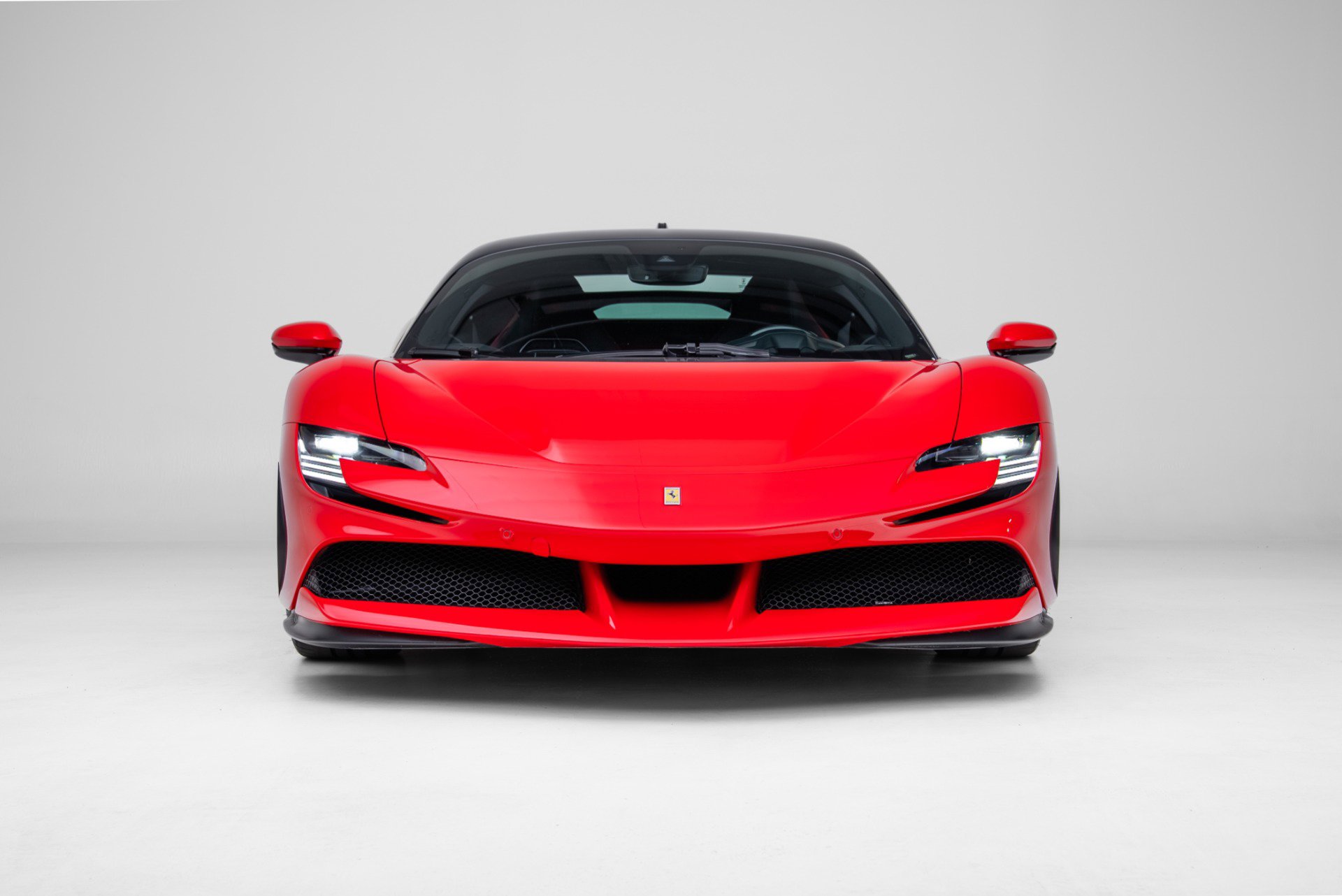 Used 2023 Ferrari SF90 Stradale AWD/4WD image 8