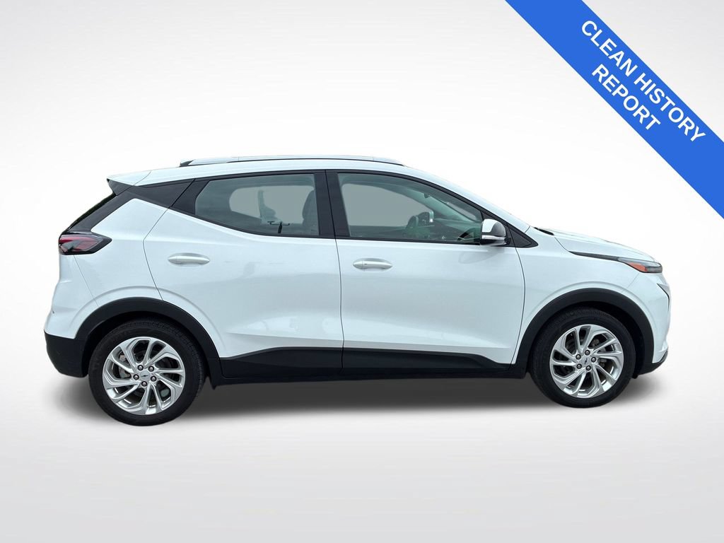 Used 2022 Chevrolet Bolt EUV LT w/ Comfort Package FWD video 2