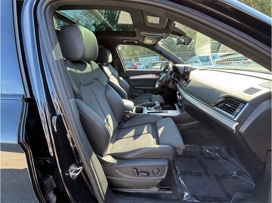 Used 2022 Audi Q5 e Prestige w/ Prestige Package AWD/4WD image 50