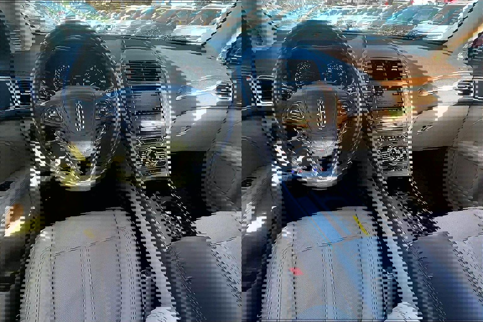 Used 2017 Lincoln MKZ Reserve w/ Climate Package image 15