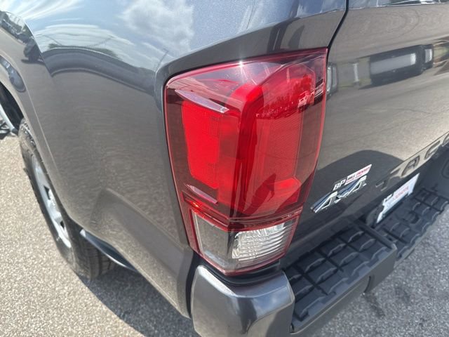 Used 2023 Toyota Tacoma SR AWD/4WD image 10