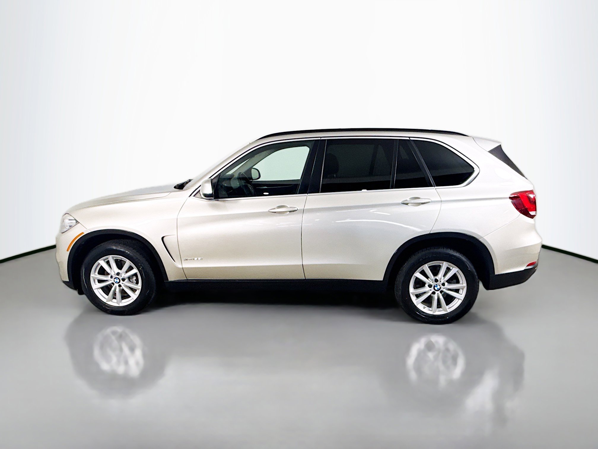 Used 2015 BMW X5 xDrive35i image 6