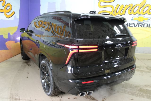 Used 2025 Chevrolet Traverse RS w/ LPO, Floor Liner Package AWD/4WD image 6