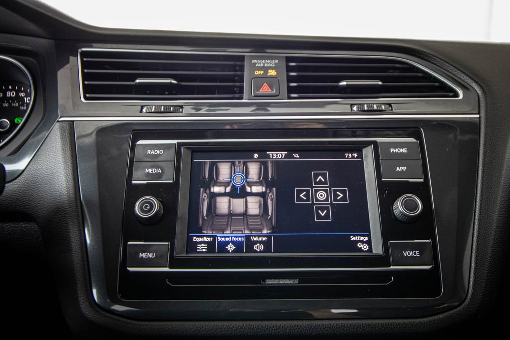 Used 2021 Volkswagen Tiguan S image 39