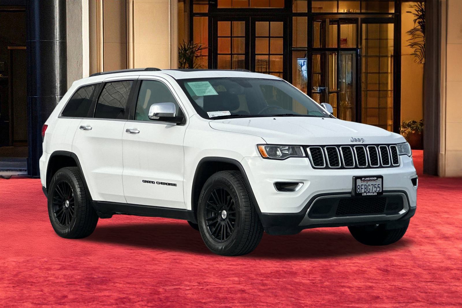 Used 2018 Jeep Grand Cherokee Limited image 8