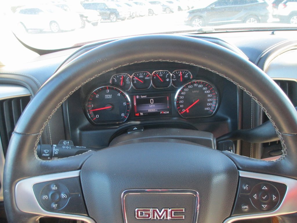 Used 2015 GMC Sierra 1500 SLT w/ SLT Crew Cab Value Package image 27