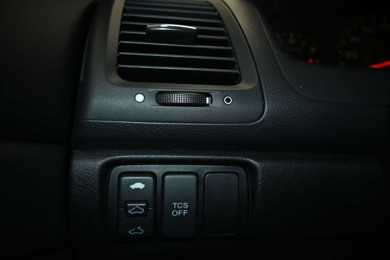 Used 2004 Honda Accord EX image 18