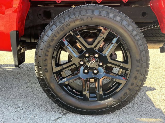 Used 2021 Chevrolet Silverado 1500 Custom Trail Boss AWD/4WD image 11