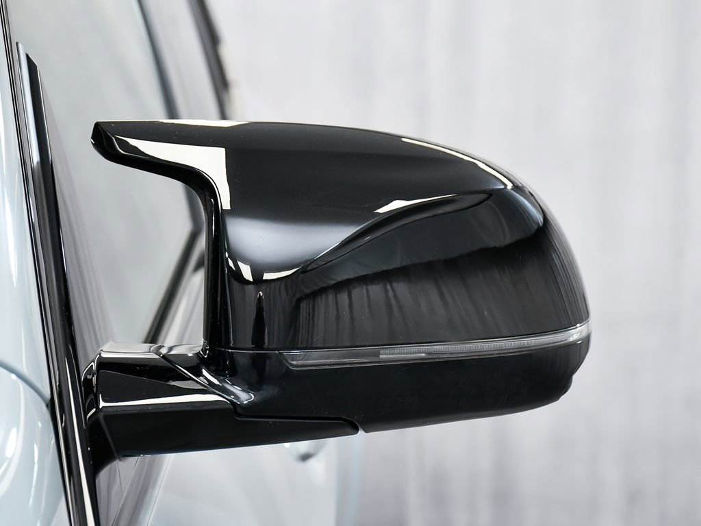 Used 2025 BMW X5 M Competition w/ Executive Package AWD/4WD image 84