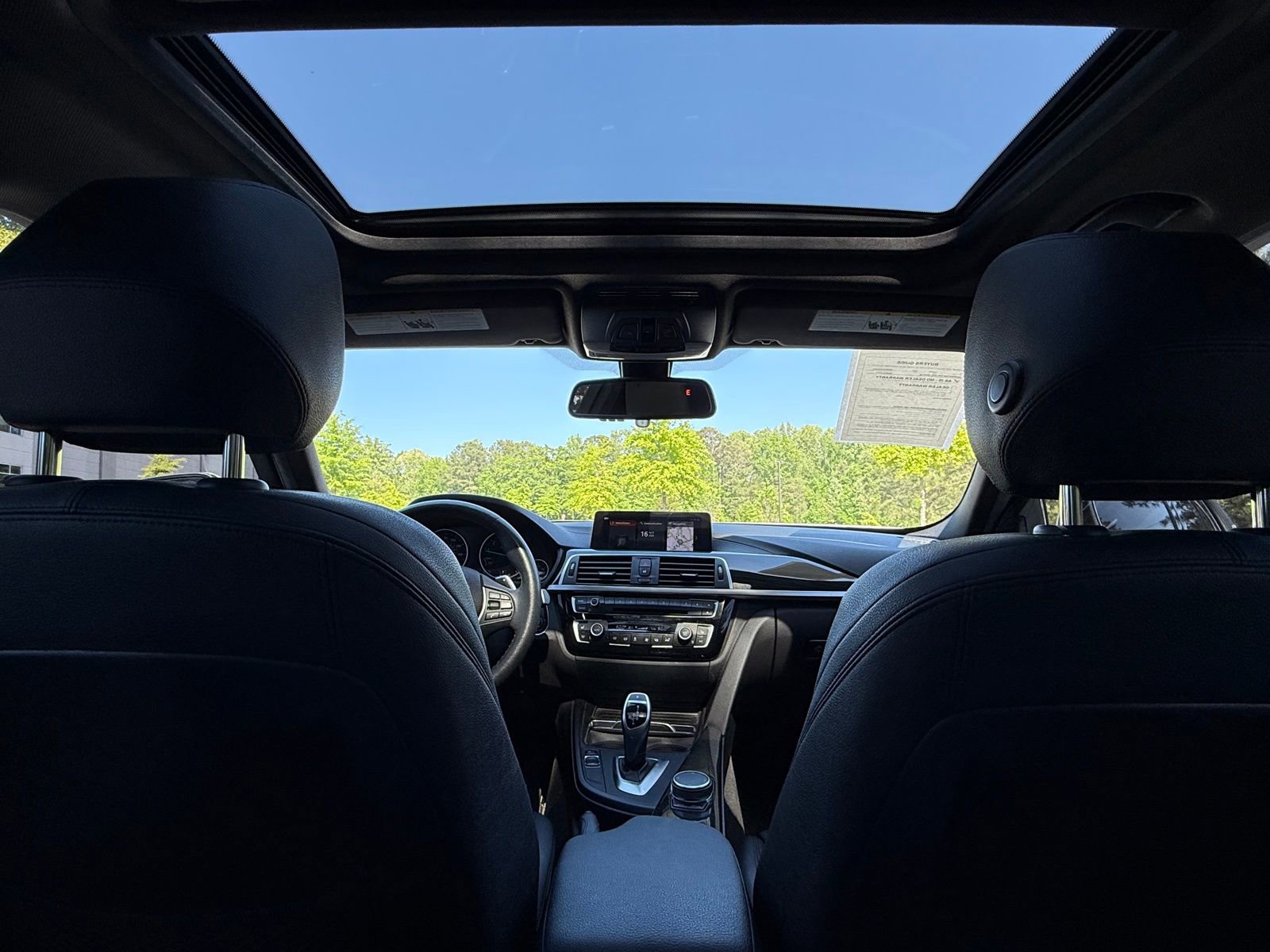 Used 2018 BMW 330i xDrive Sedan w/ Convenience Package AWD/4WD image 34