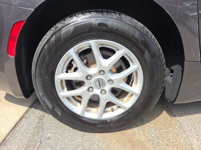 Used 2023 Chrysler Pacifica Touring-L FWD image 57