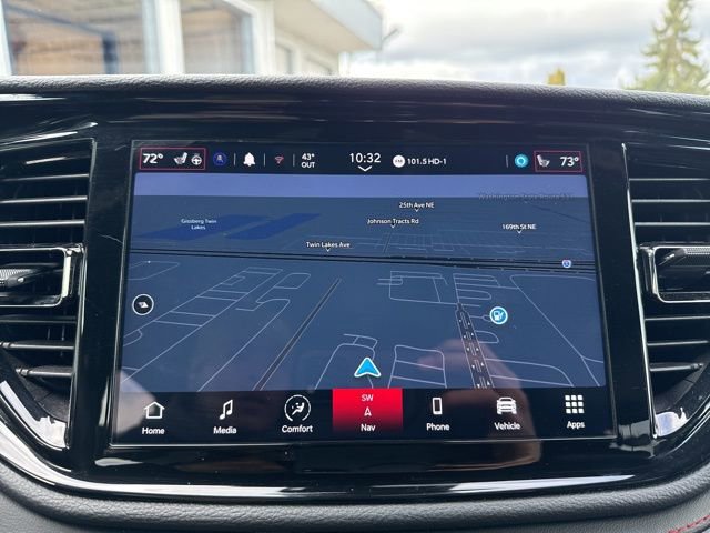 Used 2024 Dodge Durango GT image 32