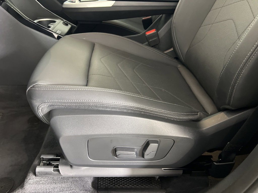 Certified 2023 BMW X1 xDrive28i w/ Convenience Package image 16