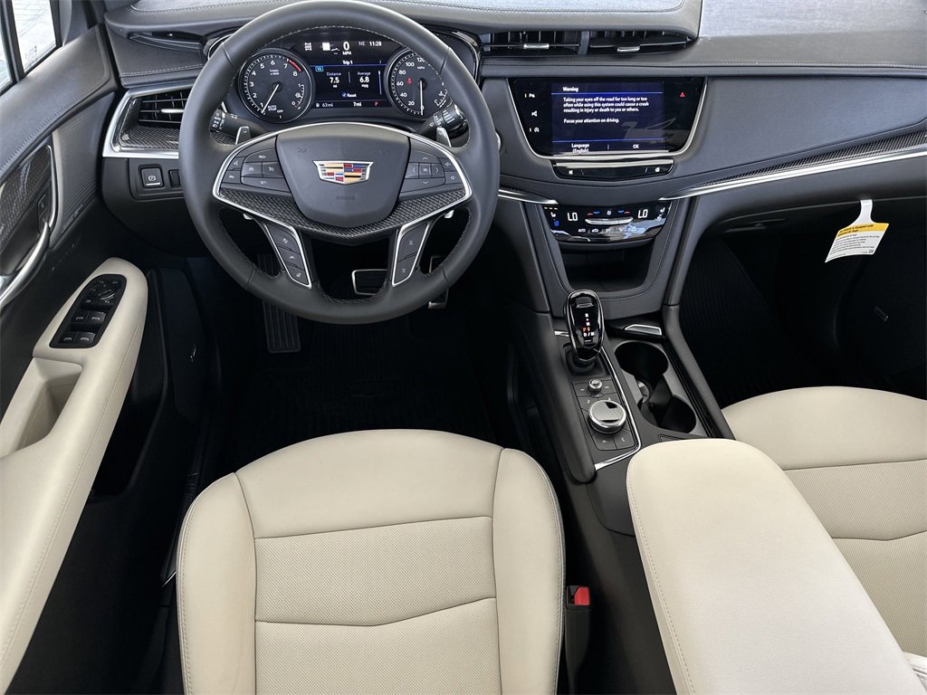 New 2025 Cadillac XT5 Sportv w/ Technology Package image 16