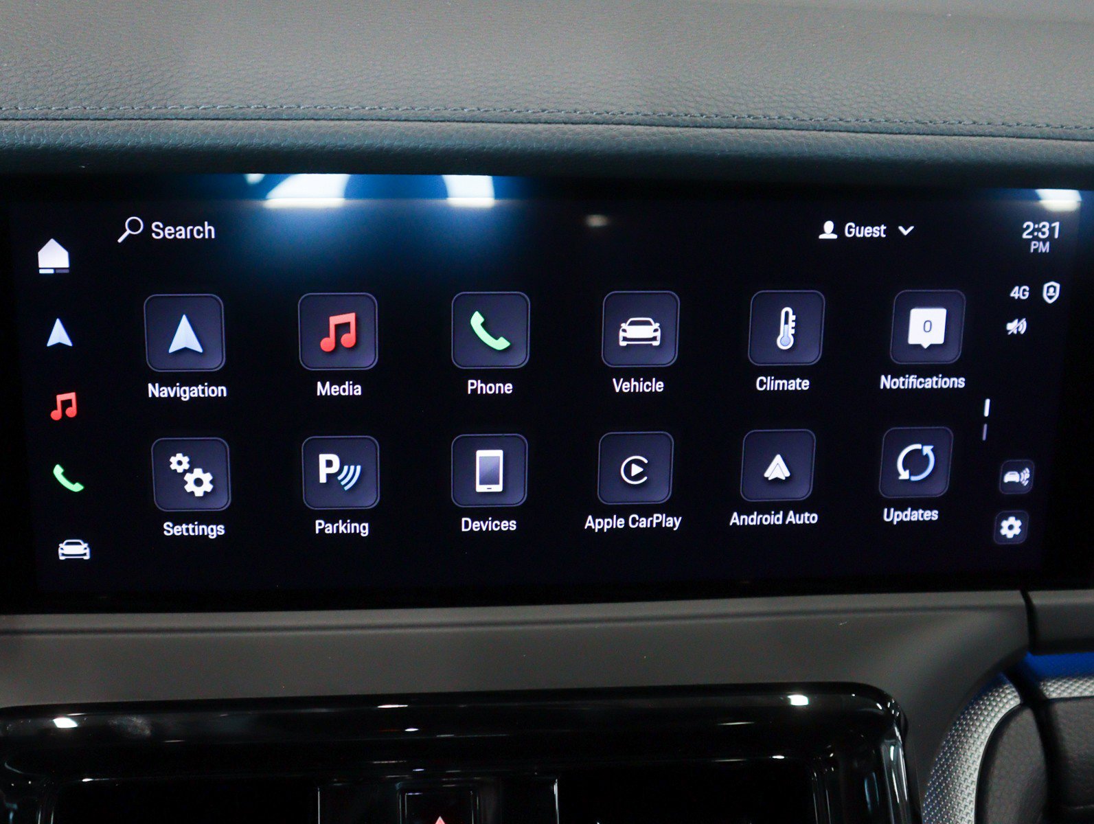 Certified 2025 Porsche Panamera 4 image 21