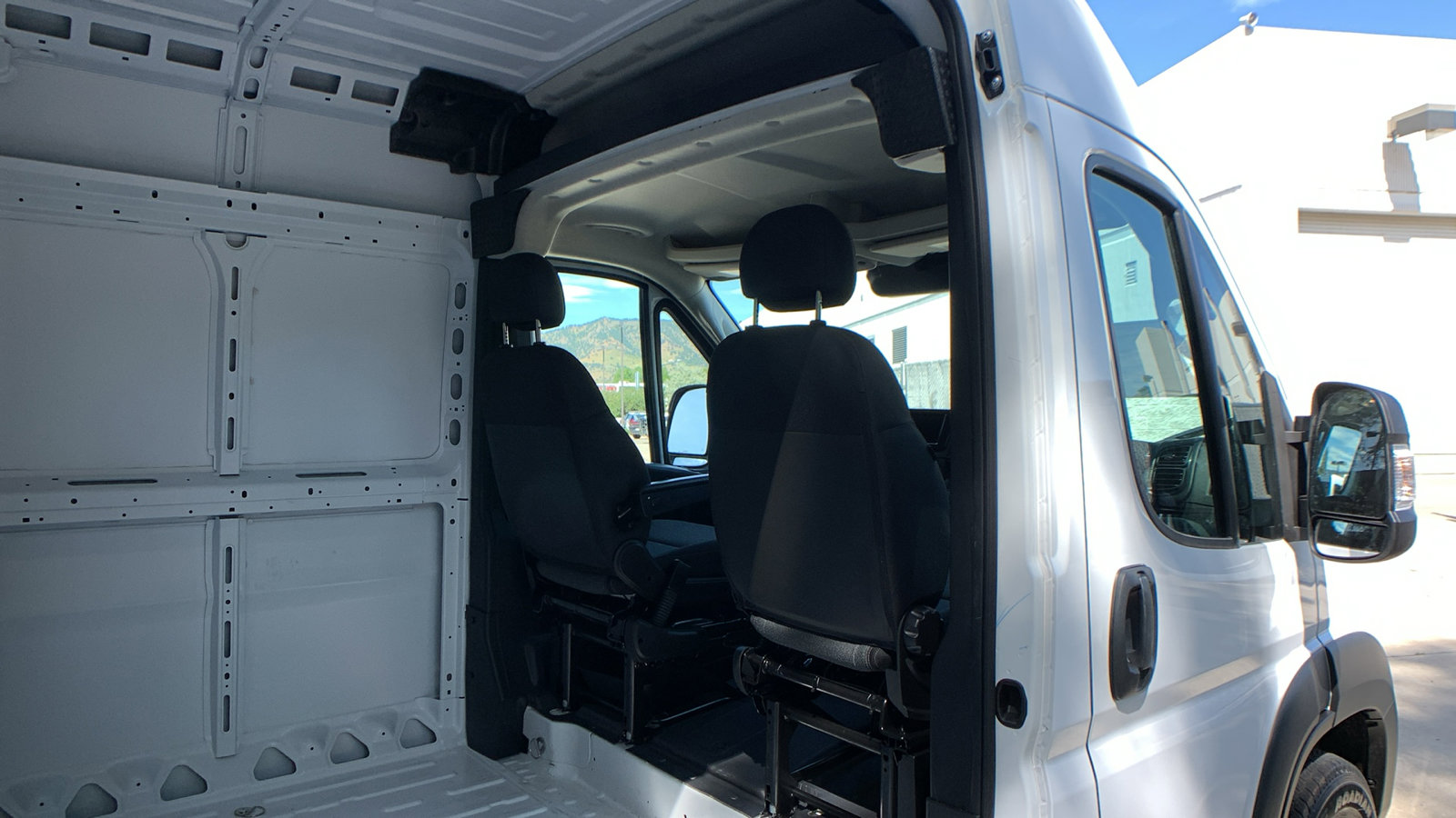 New 2025 RAM ProMaster 1500 w/ Convenience Group image 26